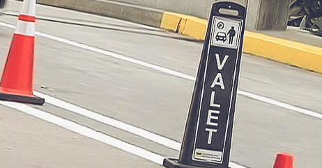 Orlando International Airport on X: Curbside Update: Terminal Valet parking  will only be available on Departures Level of Terminal B, until further  notice. 🚘  / X